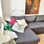 فيلة Beautiful House With A Charming Garden
